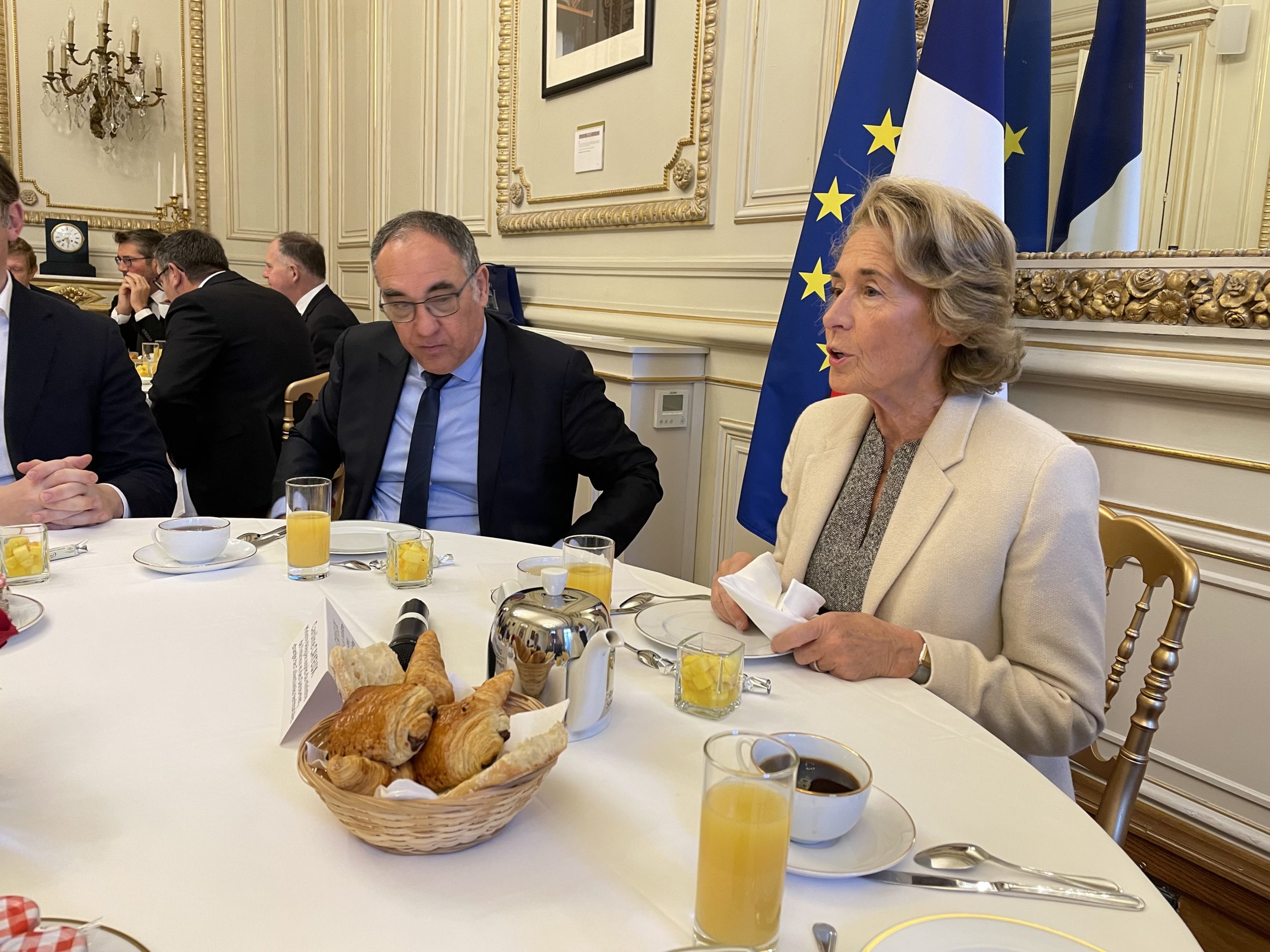 Répondre aux besoins des collectivités