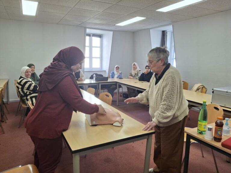 Cafés quartier : prévenir et informer